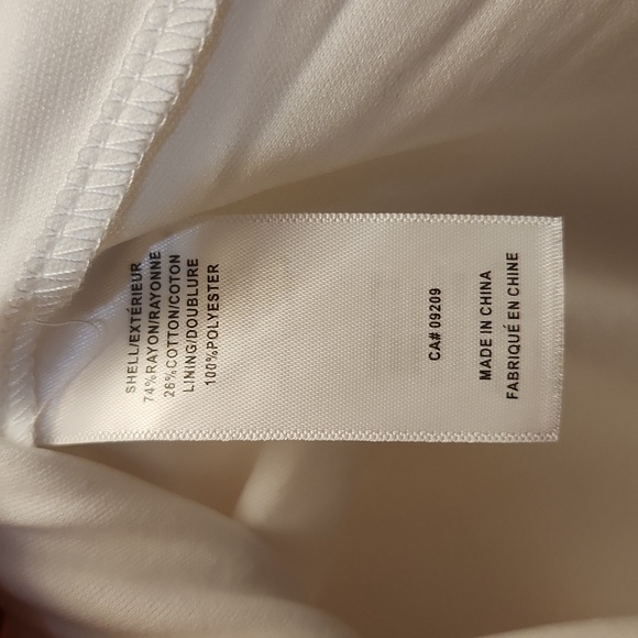 Cleo Petite Sleeveless Top - Picture 4 of 7